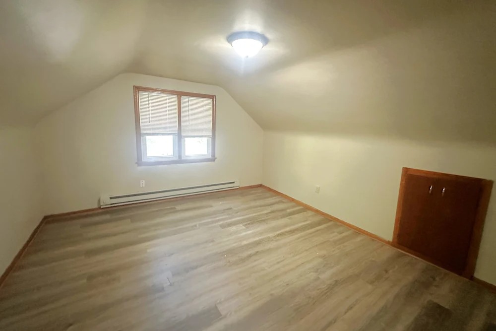 3941 3rd St Ne #NA - Photo 2 of 7