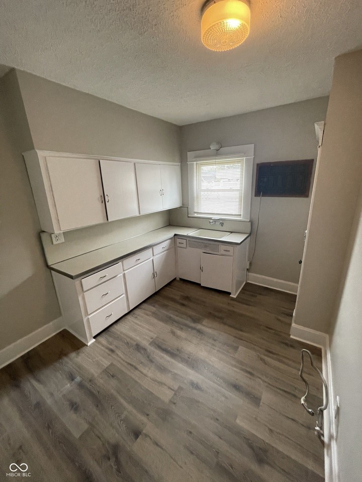 20 Wilson St - Photo 2 of 9
