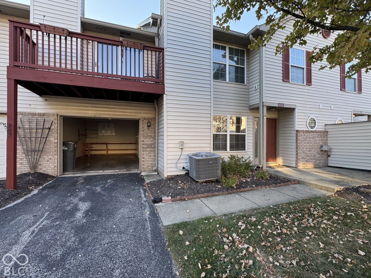 6121 Wildcat Dr - Photo 2 of 39