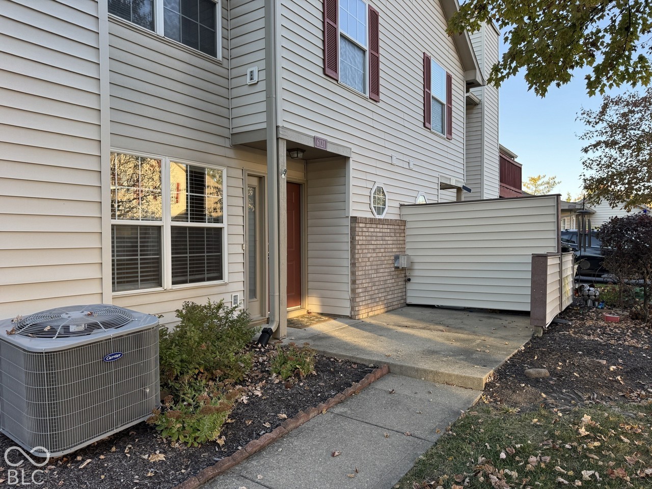 6121 Wildcat Dr - Photo 4 of 39