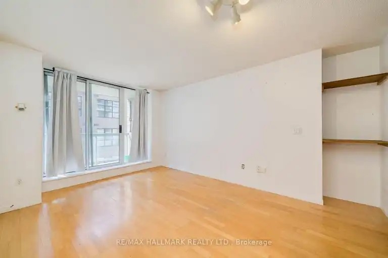 311 Richmond St E #501 - Photo 7 of 12
