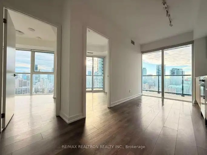 159 Wellesley St E #2809 - Photo 7 of 12