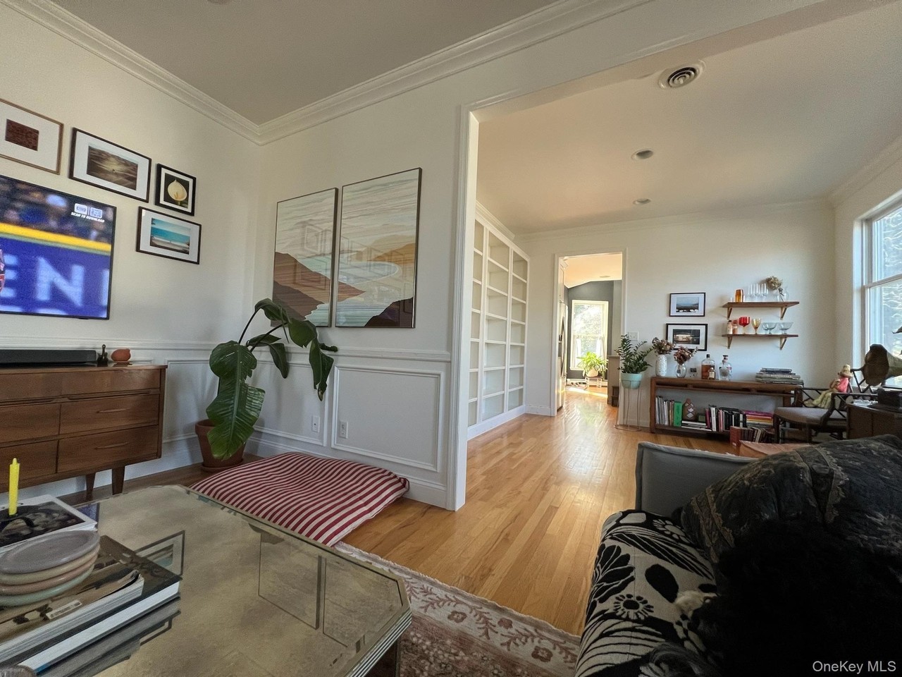418 Tompkins Ave - Photo 7 of 12