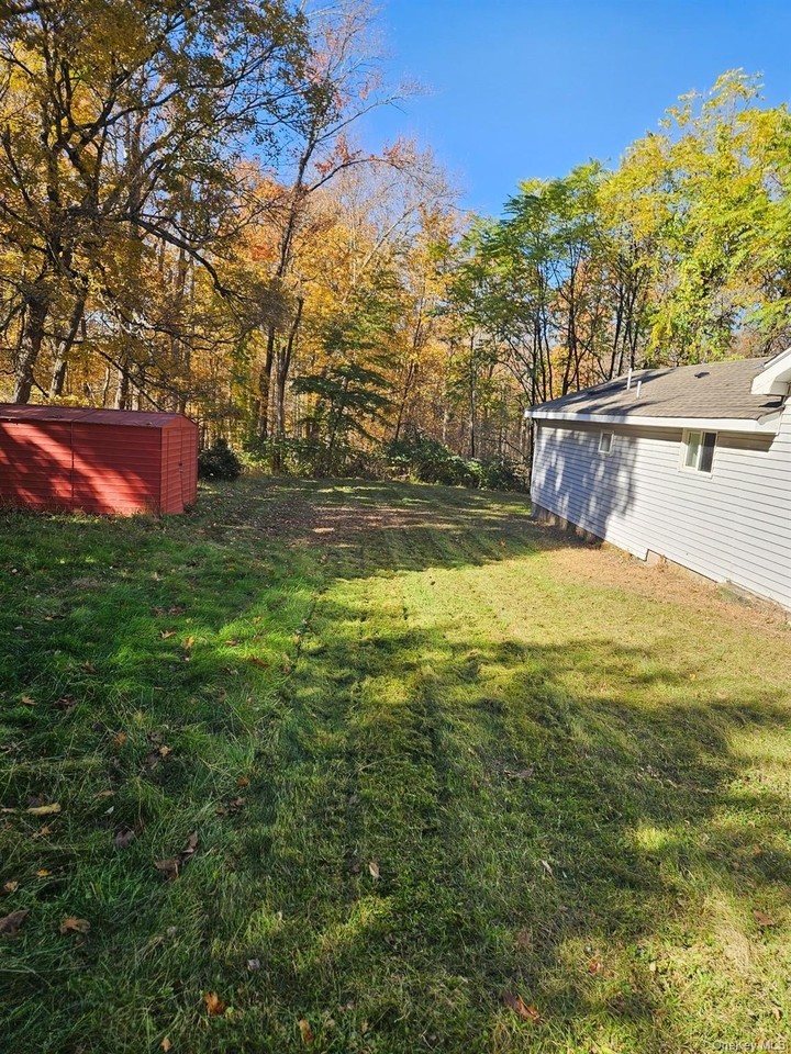 157 White Bridge Rd - Photo 4 of 22