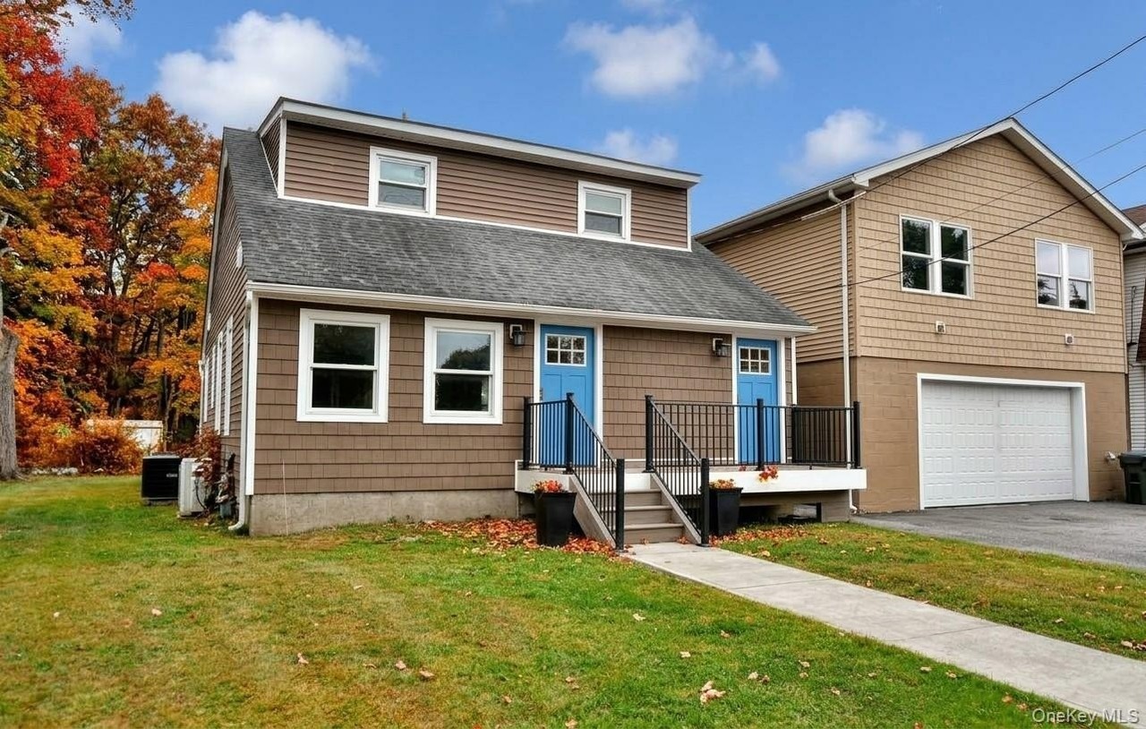 45 Waterstone Rd #1 - Photo 2 of 16