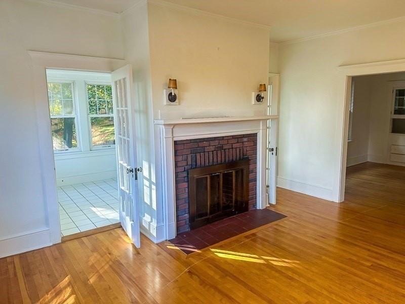 49 Whitman Rd #2 - Photo 3 of 8