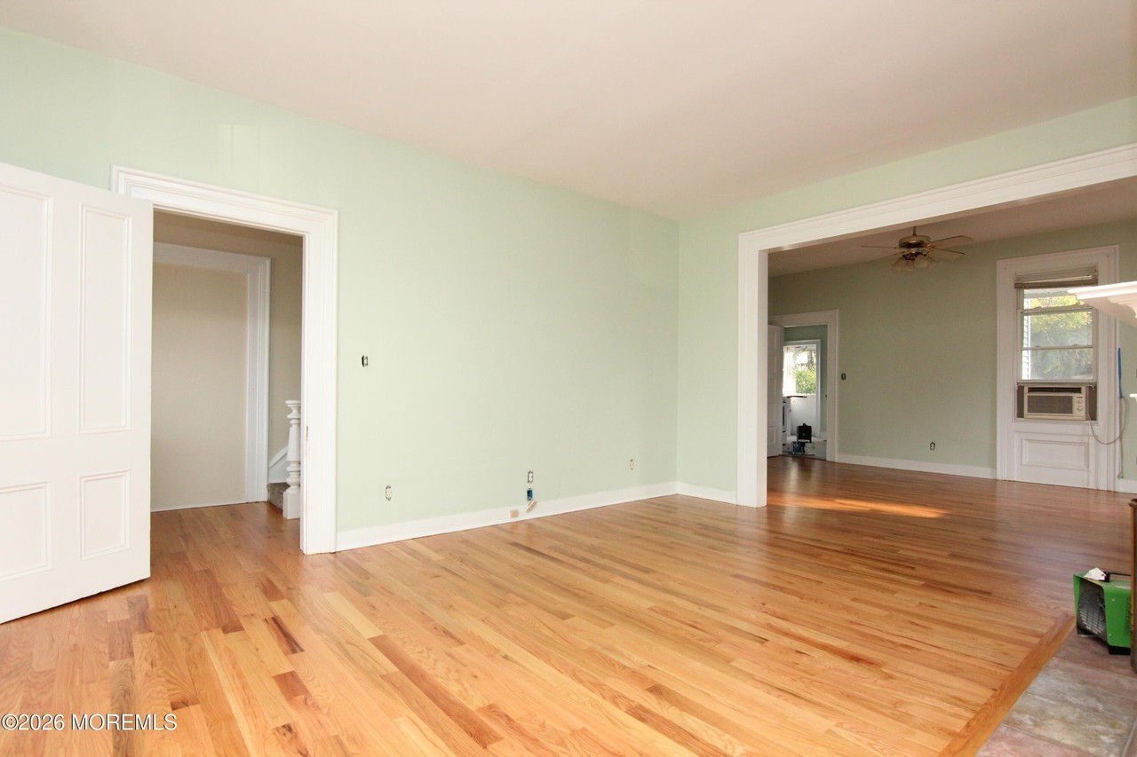 642 Morford Ave #2 - Photo 5 of 24