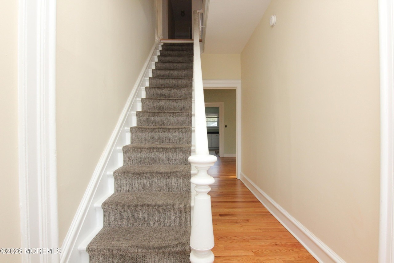 642 Morford Ave #2 - Photo 7 of 24