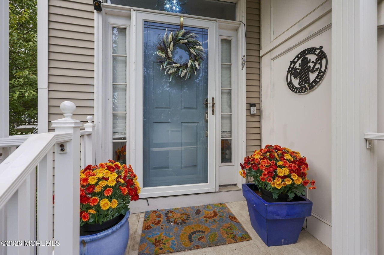 67 S Shore Dr - Photo 3 of 50