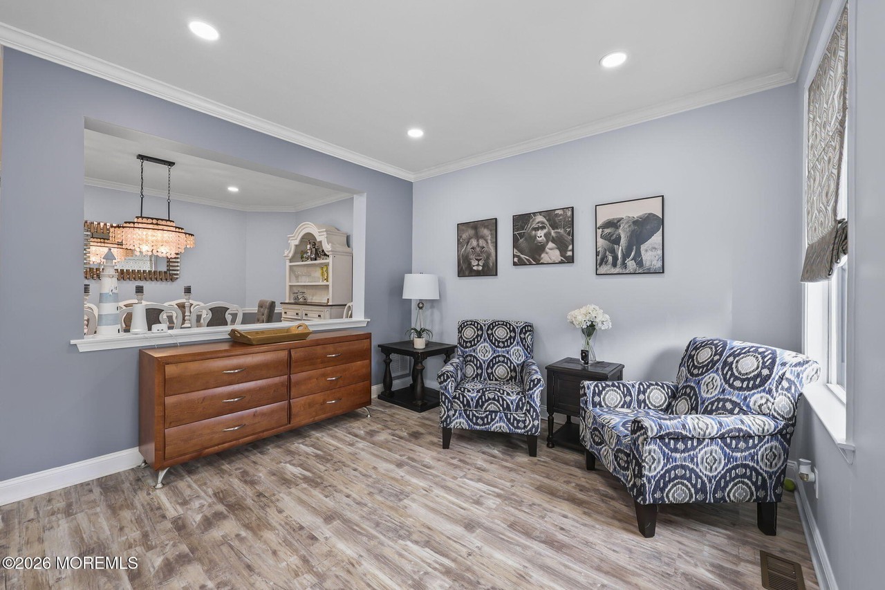 67 S Shore Dr - Photo 7 of 50