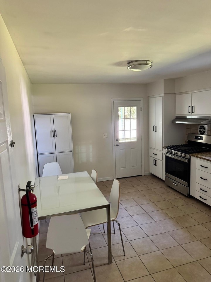 5 Alvord St - Photo 5 of 17