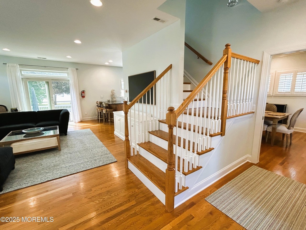 207 Pennsylvania Ave - Photo 7 of 29