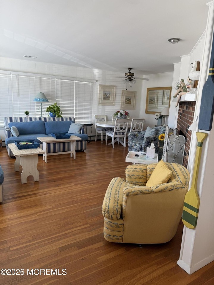 456 Key Largo Ct - Photo 3 of 20