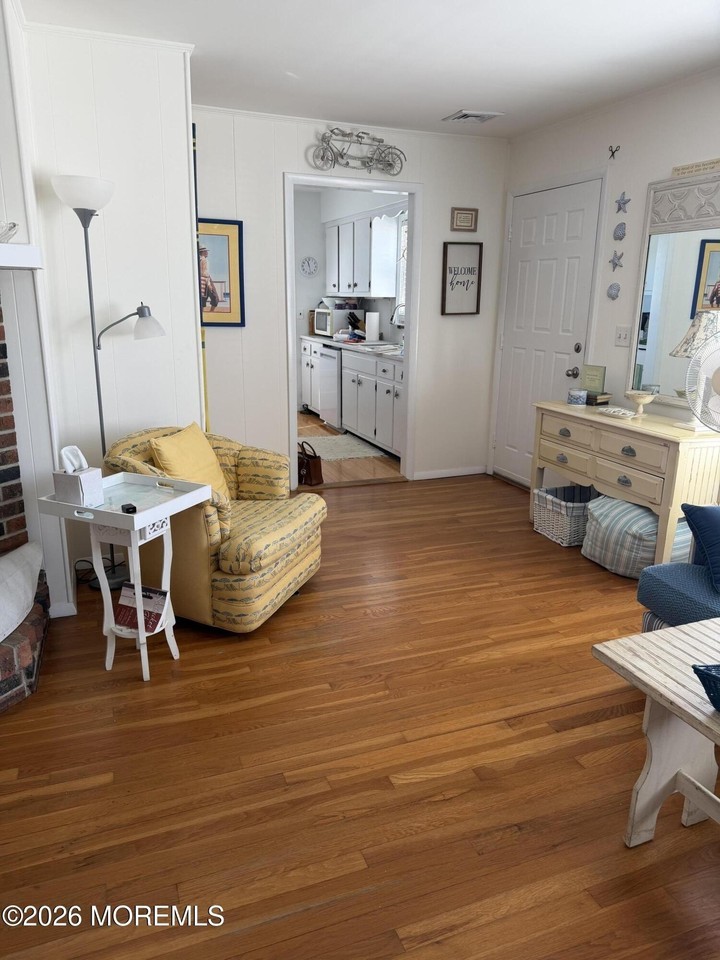 456 Key Largo Ct - Photo 7 of 20