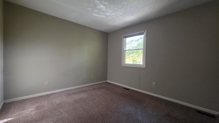 2723 S Roan St #18 - Photo 6 of 7