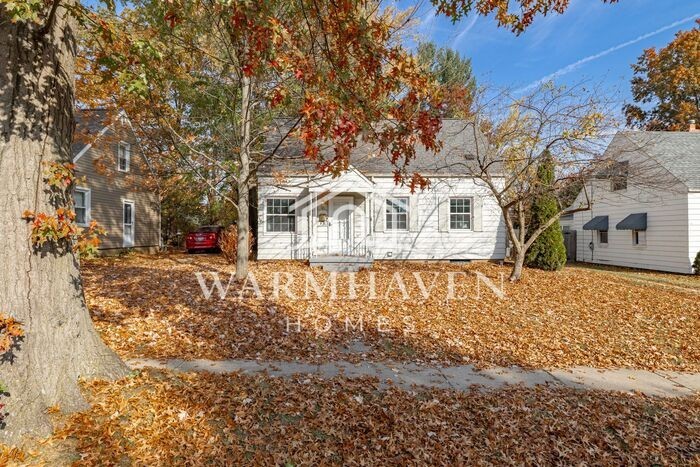 321 Filmore Ave - Photo 2 of 25