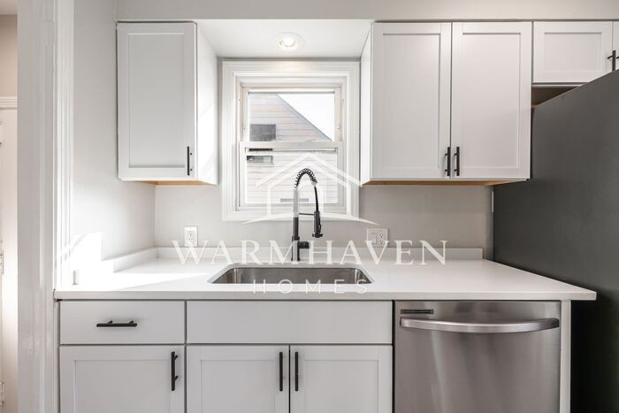 321 Filmore Ave - Photo 7 of 25