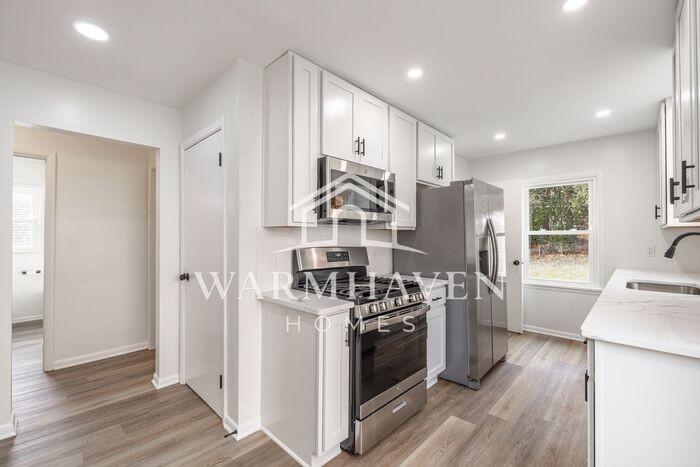 144 Malacca St - Photo 4 of 25