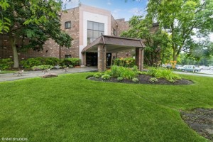 featured image of 1108 Castilian Ct #116