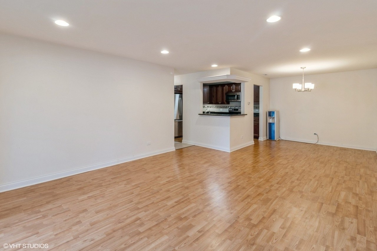 1108 Castilian Ct #116 - Photo 6 of 16