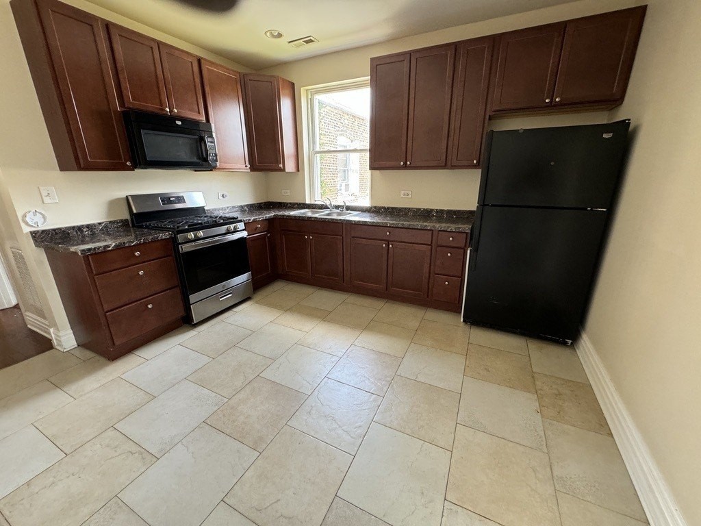 7249 S Calumet Ave #2 - Photo 6 of 13