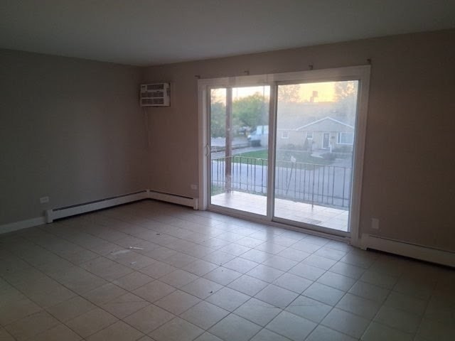 11055 S Nagle Ave #7 - Photo 3 of 14