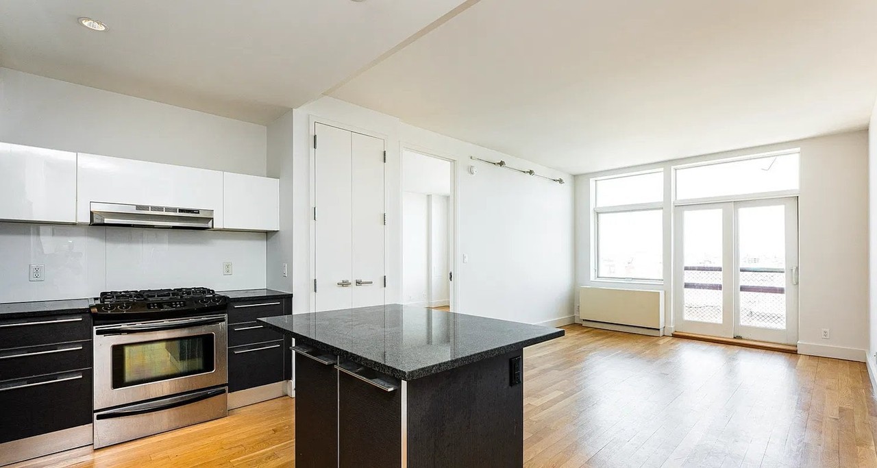 114 Troutman St #4-200 - Photo 3 of 6