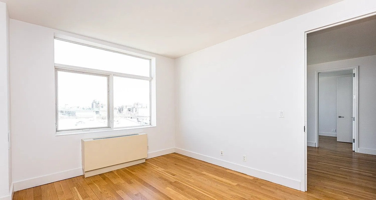 114 Troutman St #4-200 - Photo 4 of 6