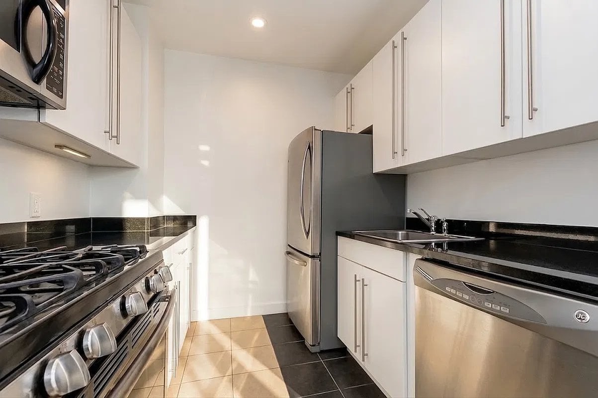 50 Murray St #225 - Photo 3 of 4