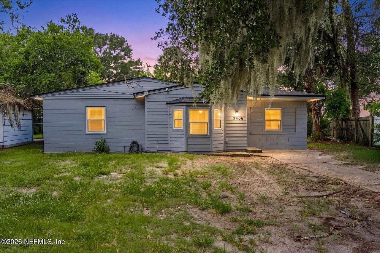 3406 Eve Dr W - Photo 2 of 28