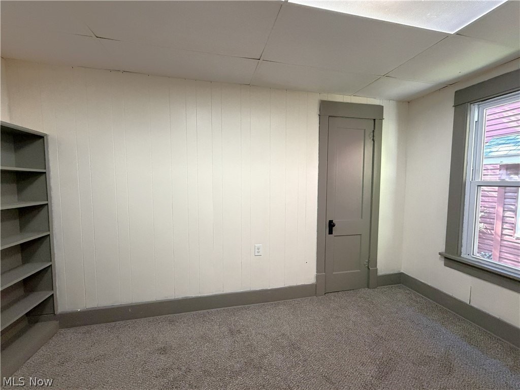 882 Redfern Ave - Photo 7 of 27