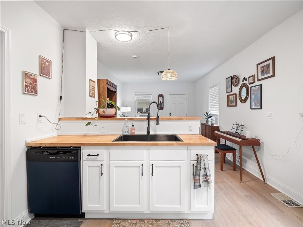 2037 W 11th St #DOWN - Photo 5 of 15