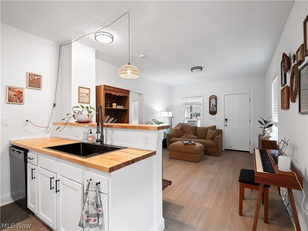 2037 W 11th St #DOWN - Photo 7 of 15