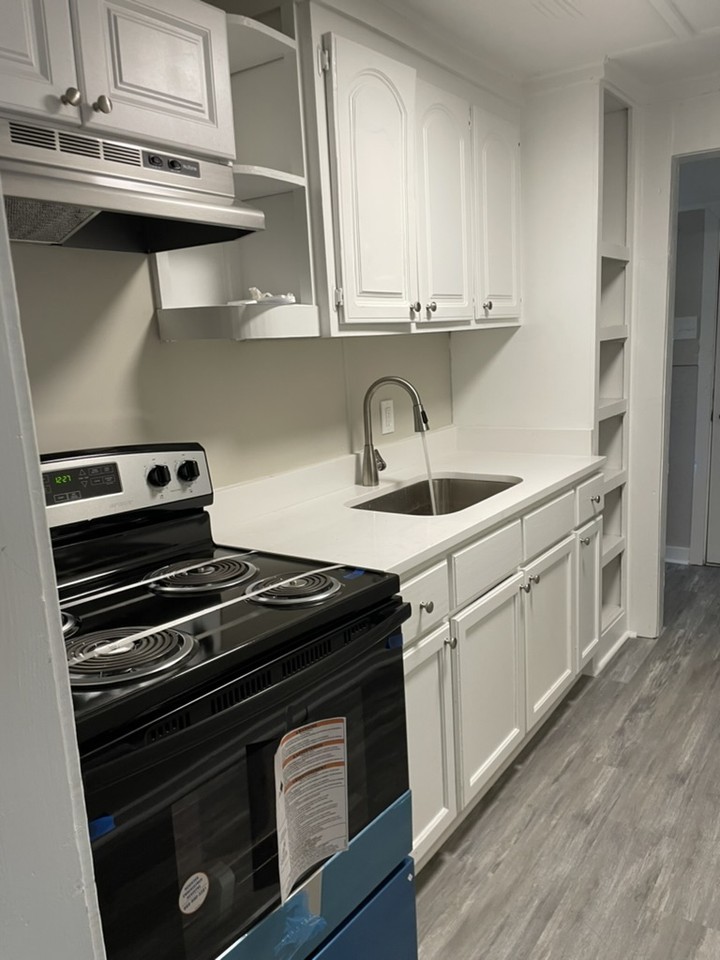 4 Union Ct #1 - Photo 2 of 7