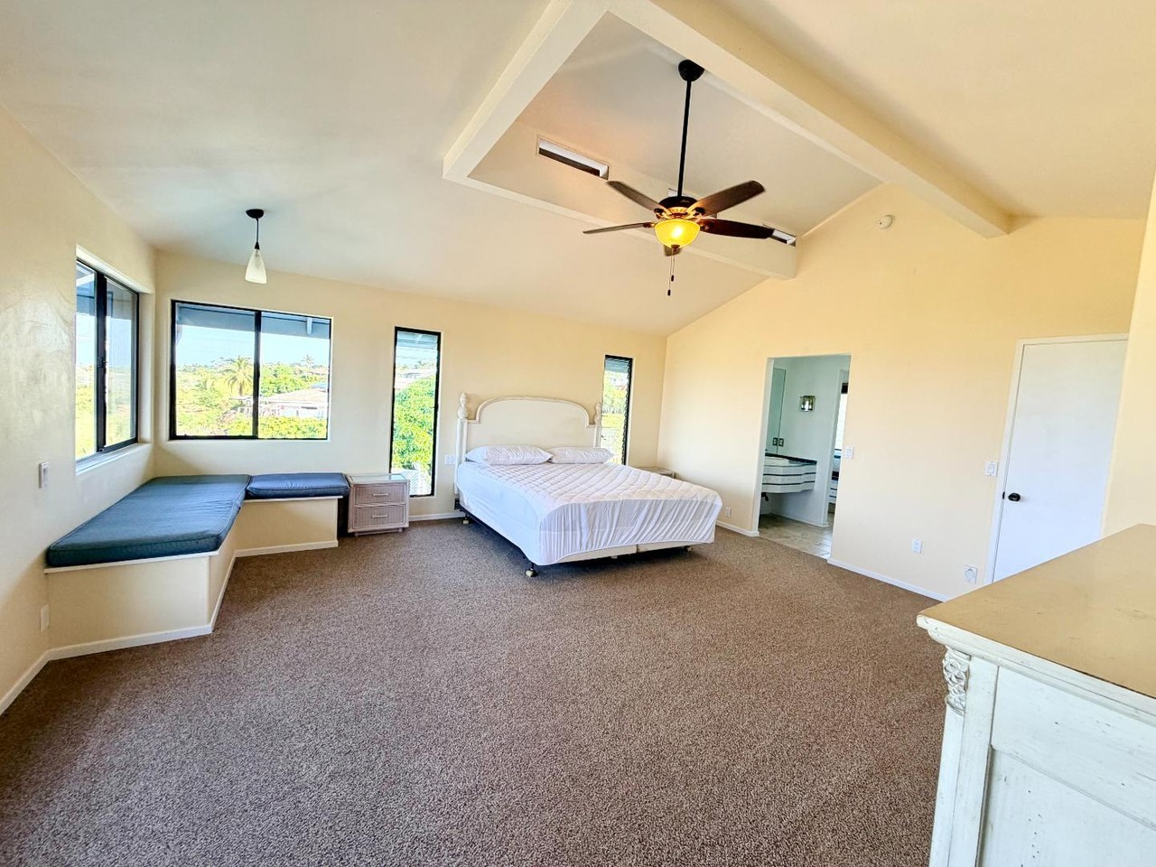 77-6344 Halawai Place (Main House) - Photo 6 of 10