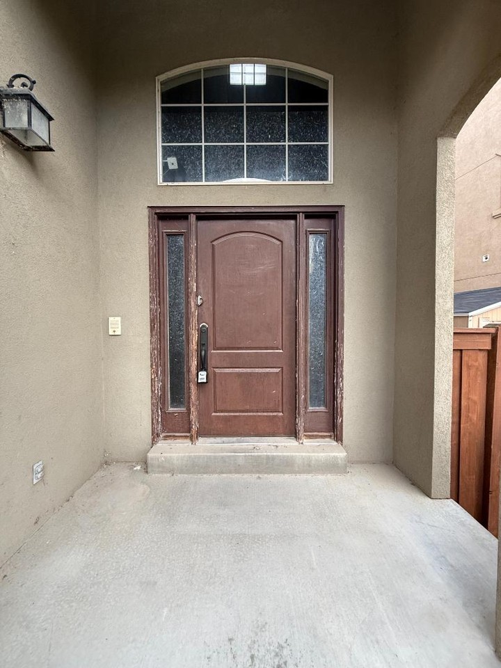 5072 N Fox Hollow Way - Photo 4 of 12