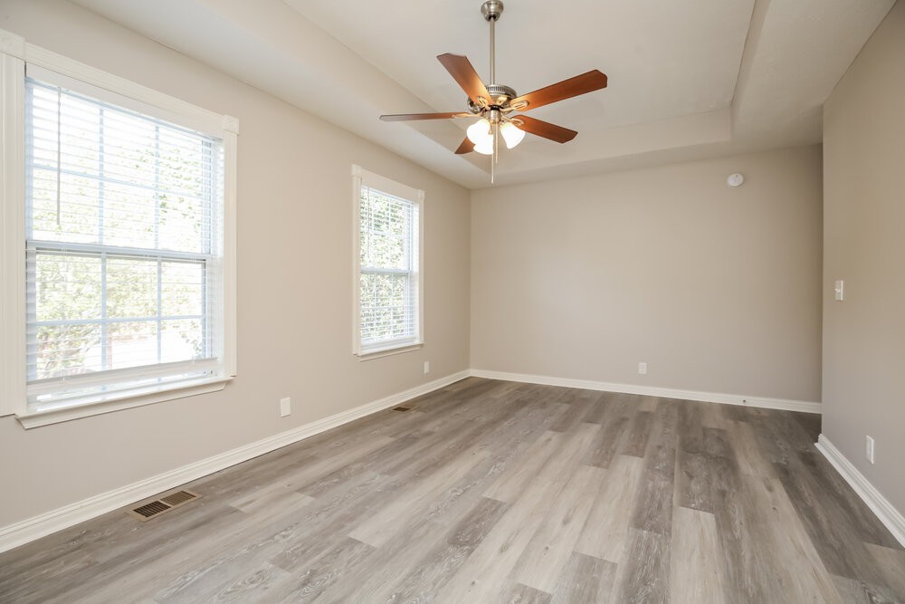 2832 Rader Ridge Ct - Photo 4 of 17