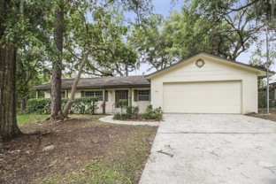 101 Bayberry Rd - Photo 1 of 1
