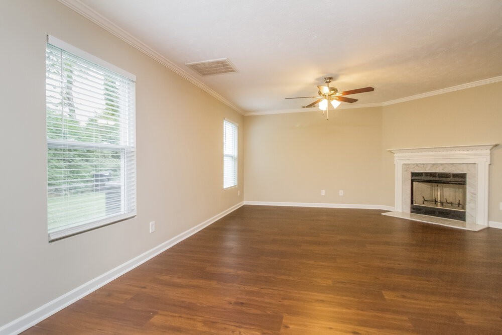 440 Elderberry Way - Photo 4 of 16