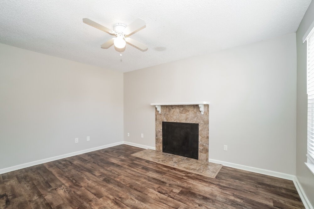 1382 Aronia Ct - Photo 7 of 16