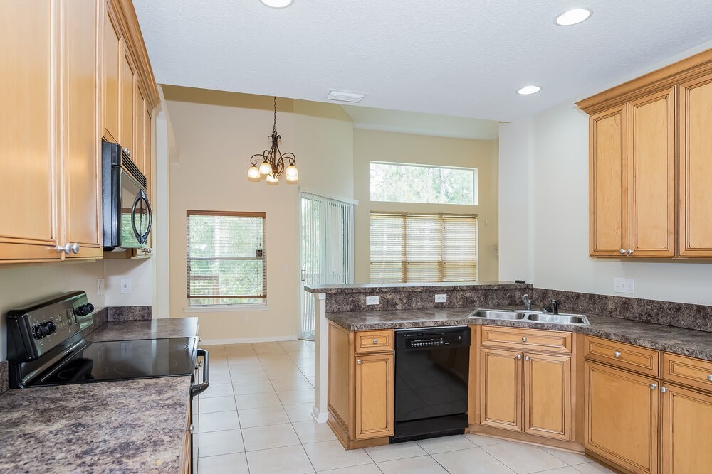 3202 Tower Oaks Dr - Photo 7 of 16