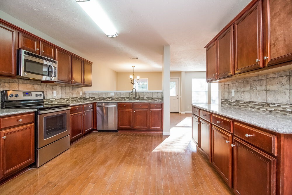 220 Elderberry Way - Photo 6 of 19