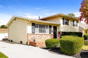 featured image of 6480 Norfolk Dr