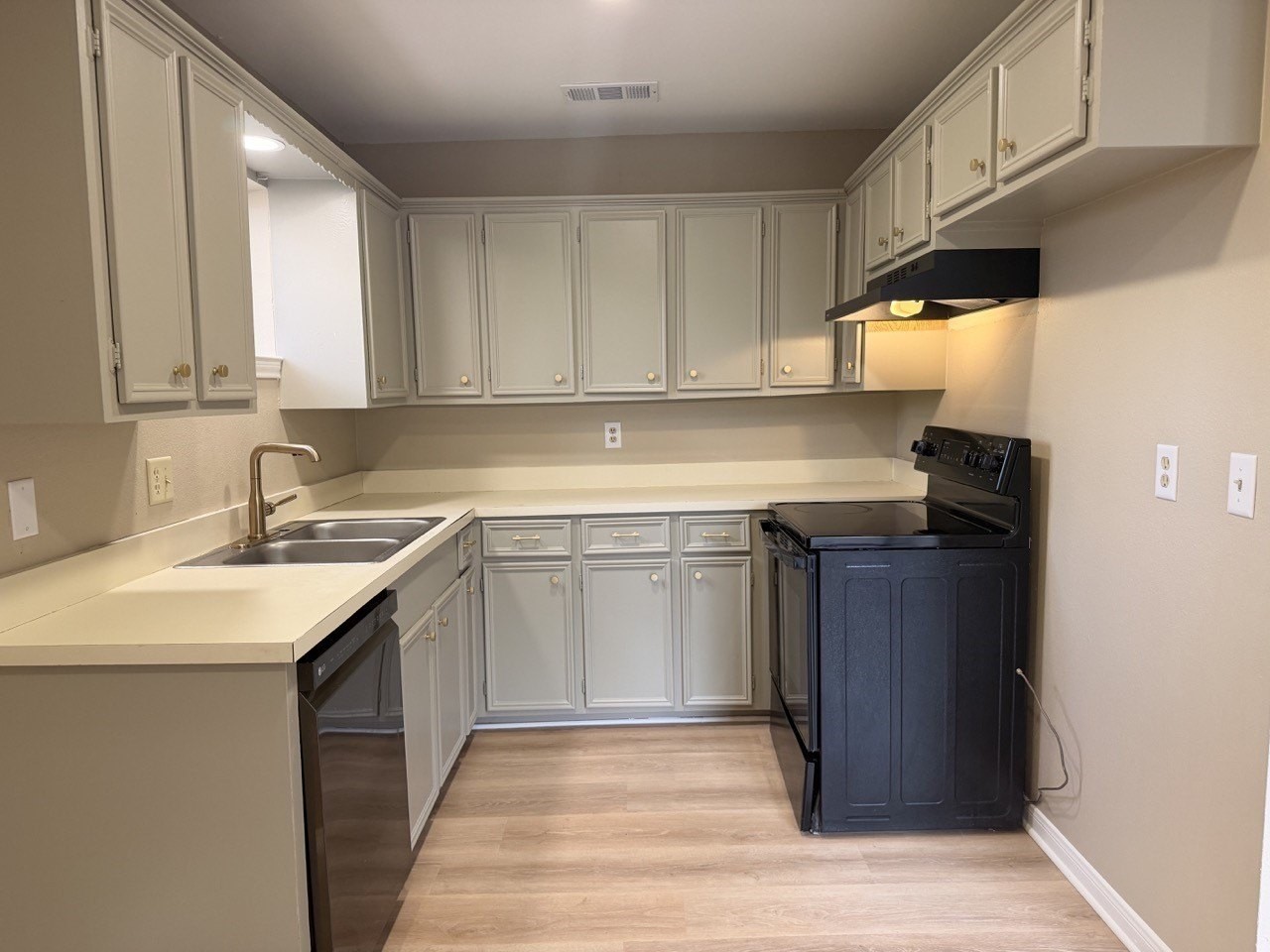 2709 Fish Tank Rd - Photo 5 of 20
