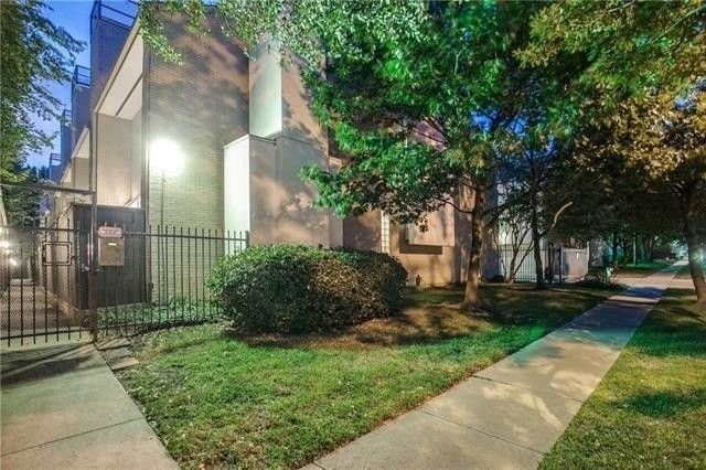 4125 Cole Ave #11 - Photo 3 of 15