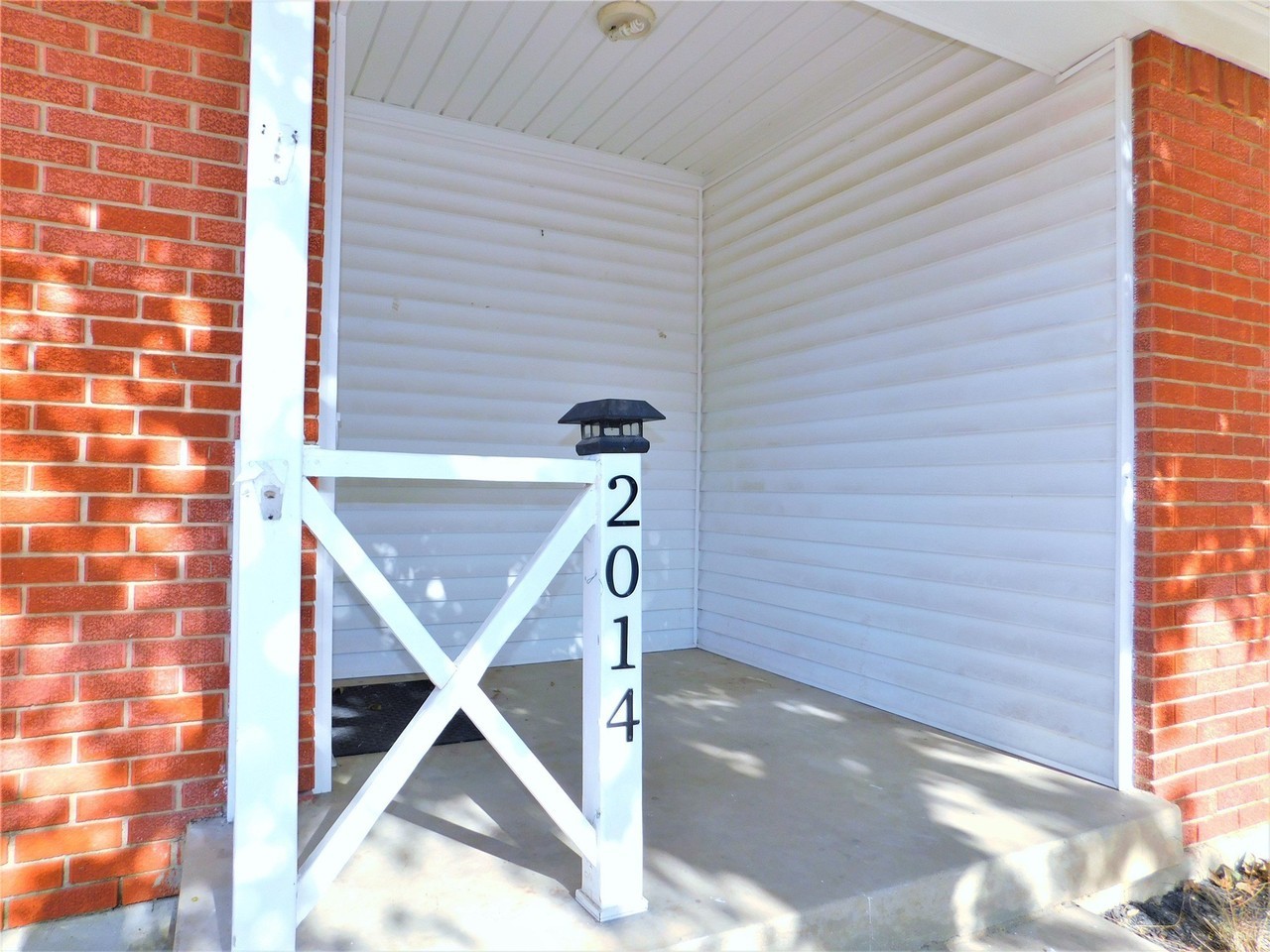 2014 Jacqueline Dr - Photo 3 of 22