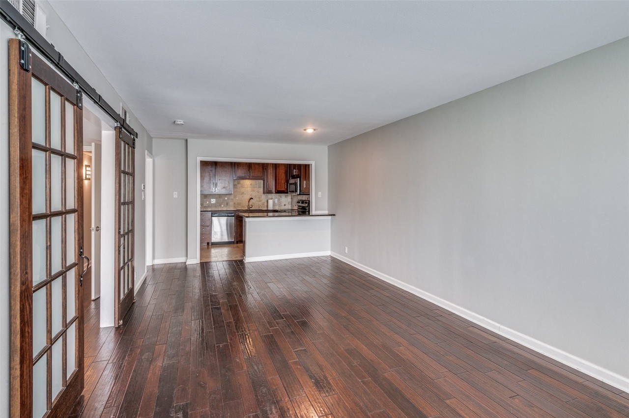 5323 Fleetwood Oaks Ave #255 - Photo 6 of 25
