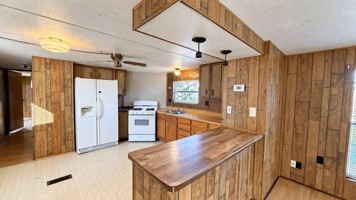featured image of 518 Chapel Hill Rd