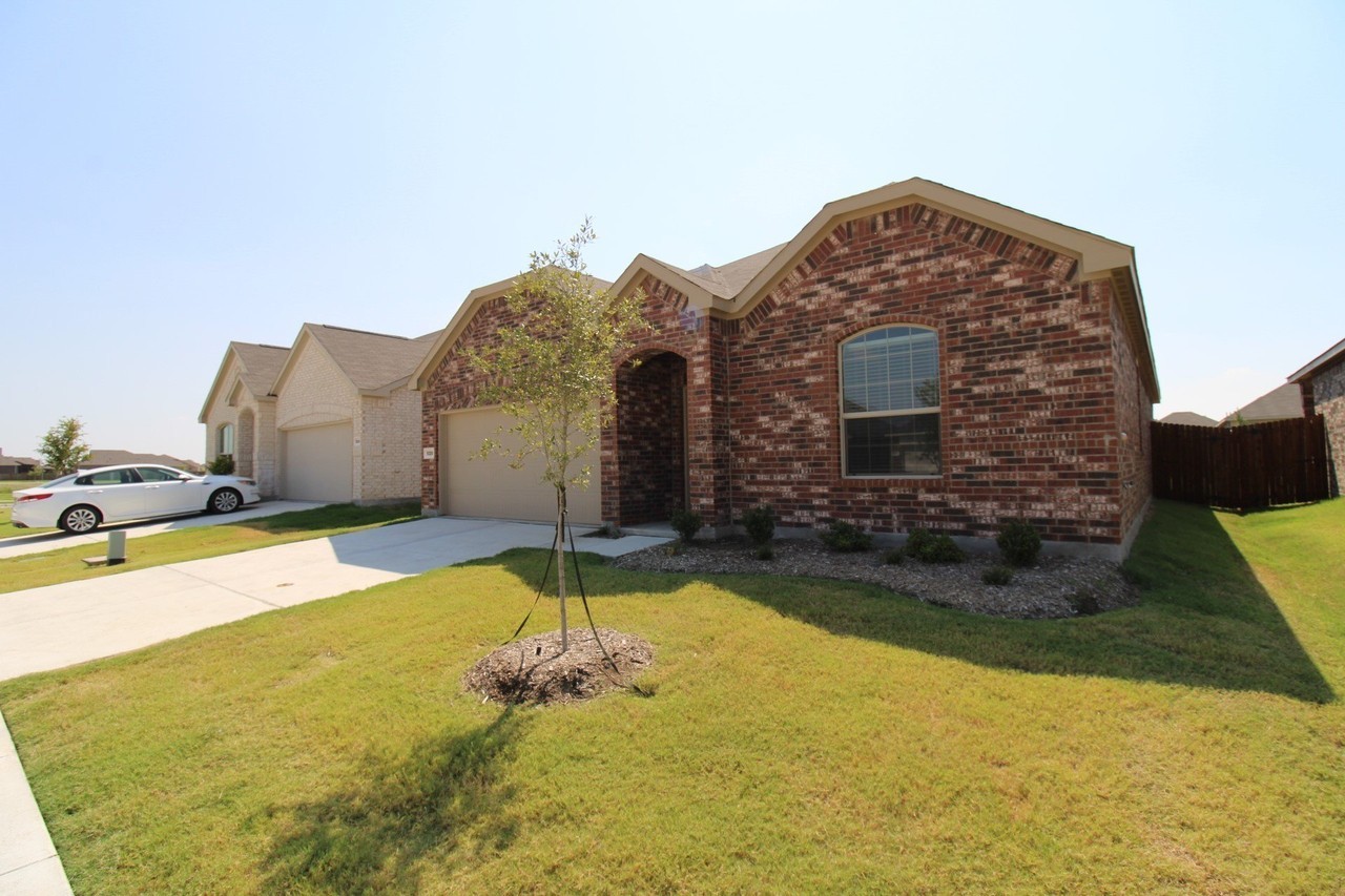 5120 Greywing Dr - Photo 3 of 21