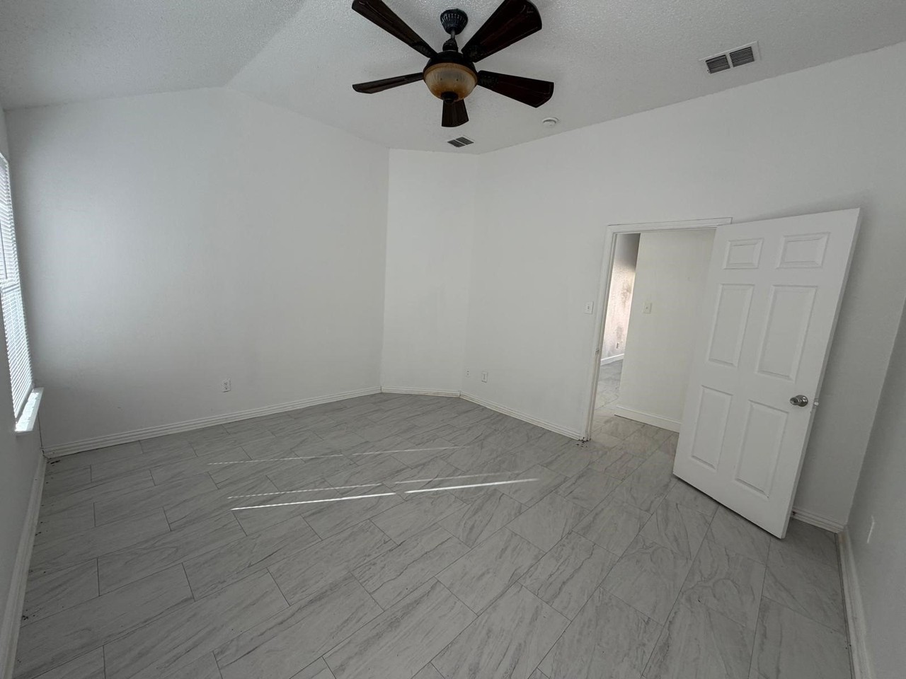1207 Warrington Way - Photo 6 of 6